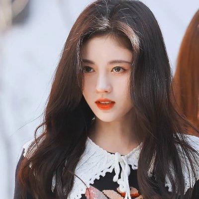 不可触及的拥抱